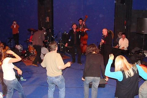 Santa Maceiro Orkestar in der Kulturtankstelle